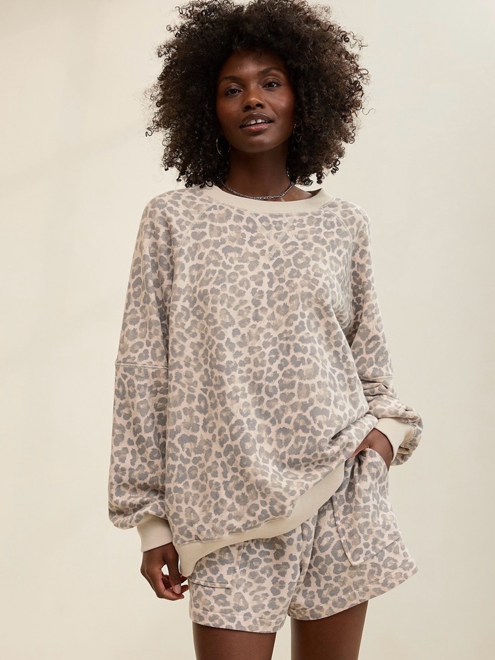 Aerie Go-To Boyfriend
Sweatshirt in Dusk new Colorway